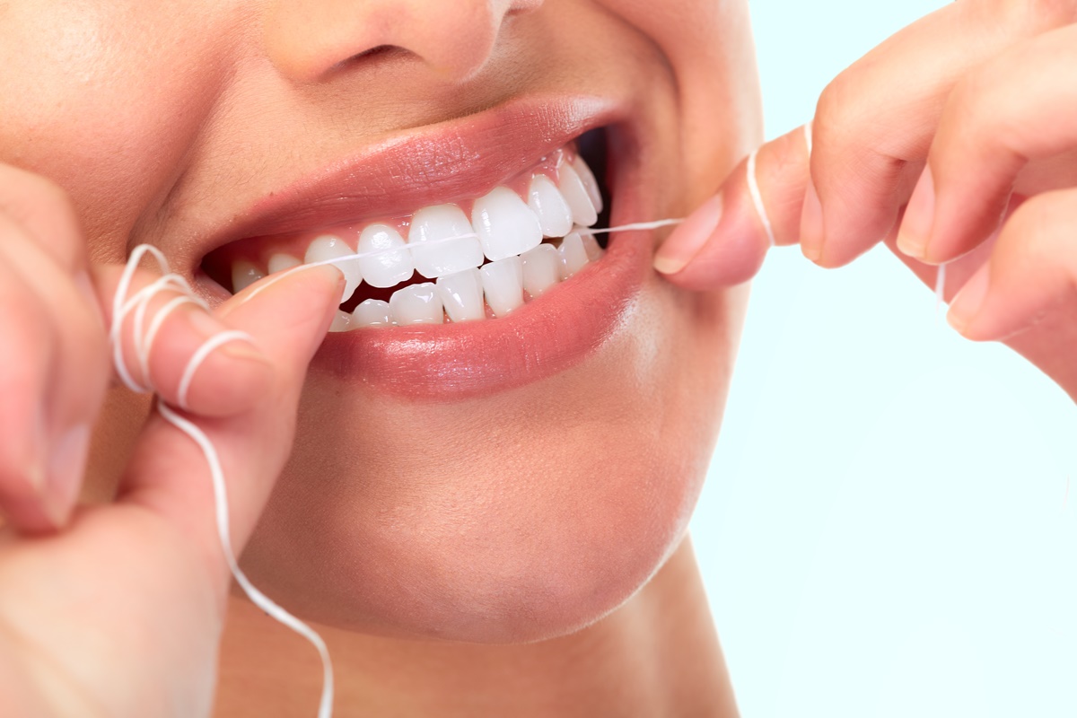 ไหมขัดฟัน Superfloss คืออะไร - Skytrain Dental